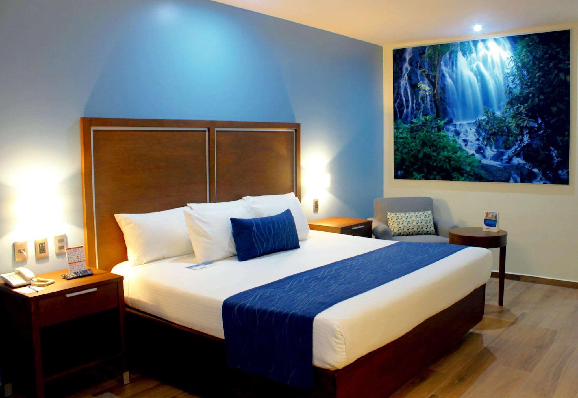 Comfort Inn Monterrey Norte San Nicolás de los Garzas Kültér fotó