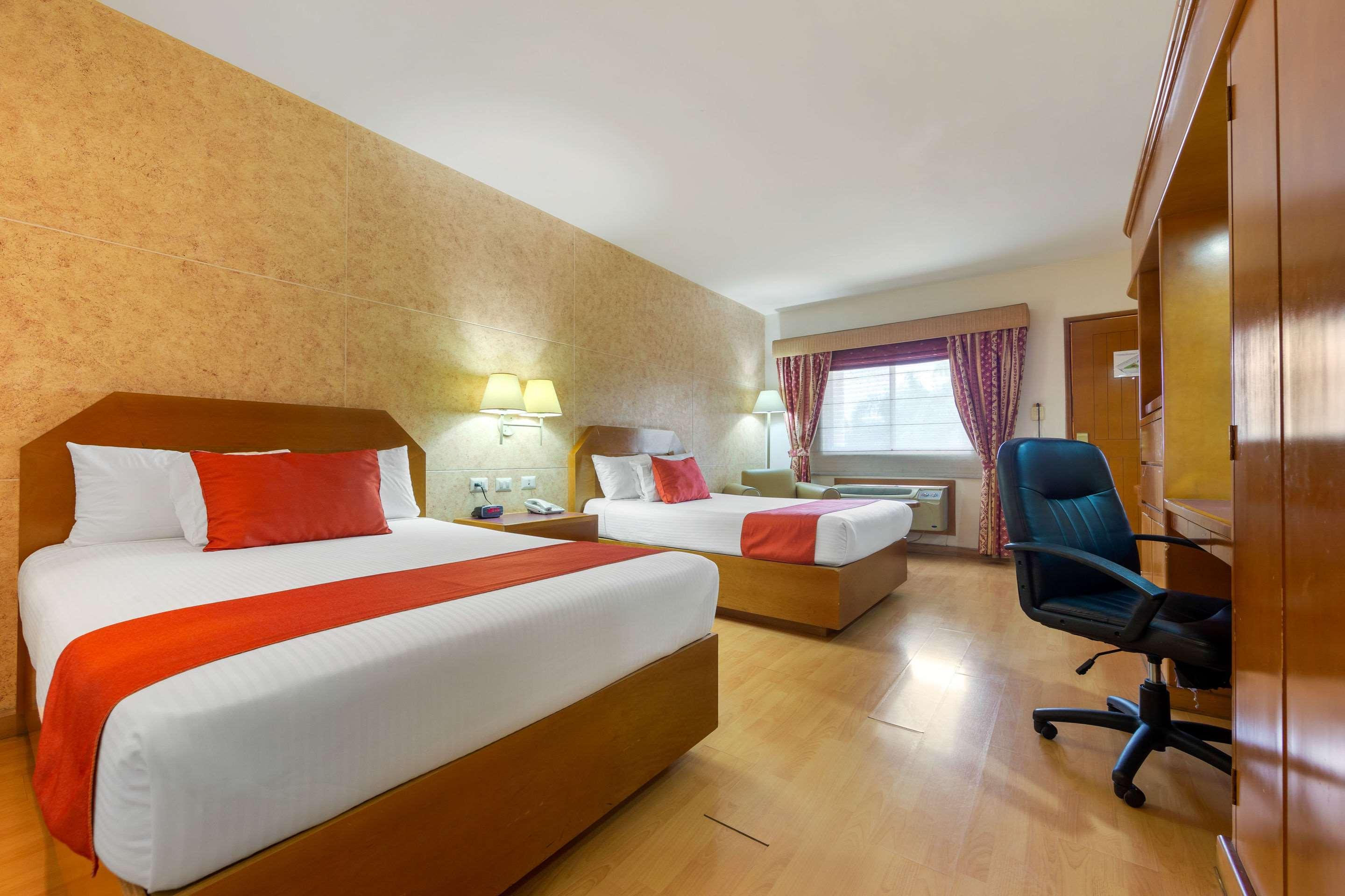 Comfort Inn Monterrey Norte San Nicolás de los Garzas Kültér fotó