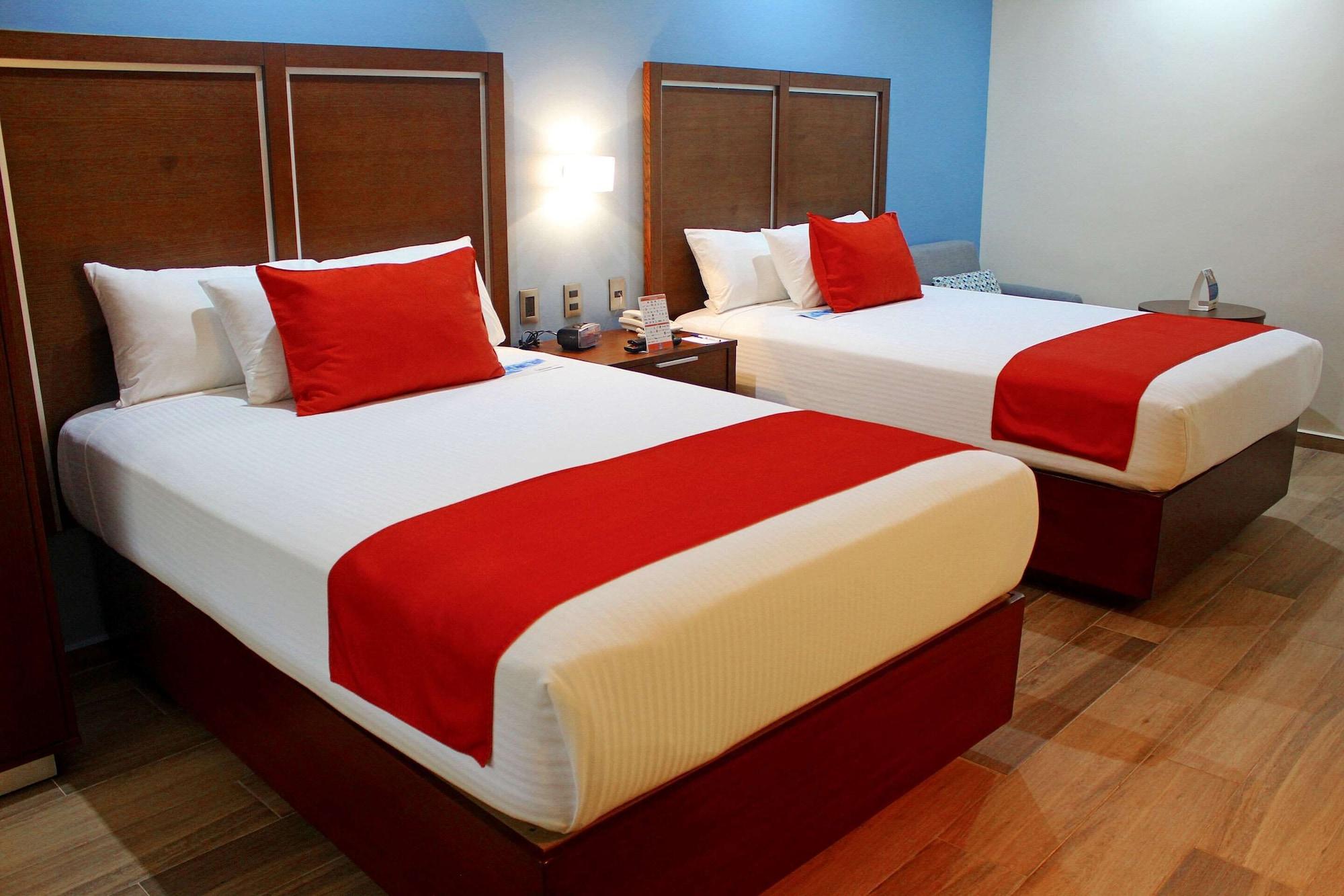 Comfort Inn Monterrey Norte San Nicolás de los Garzas Kültér fotó
